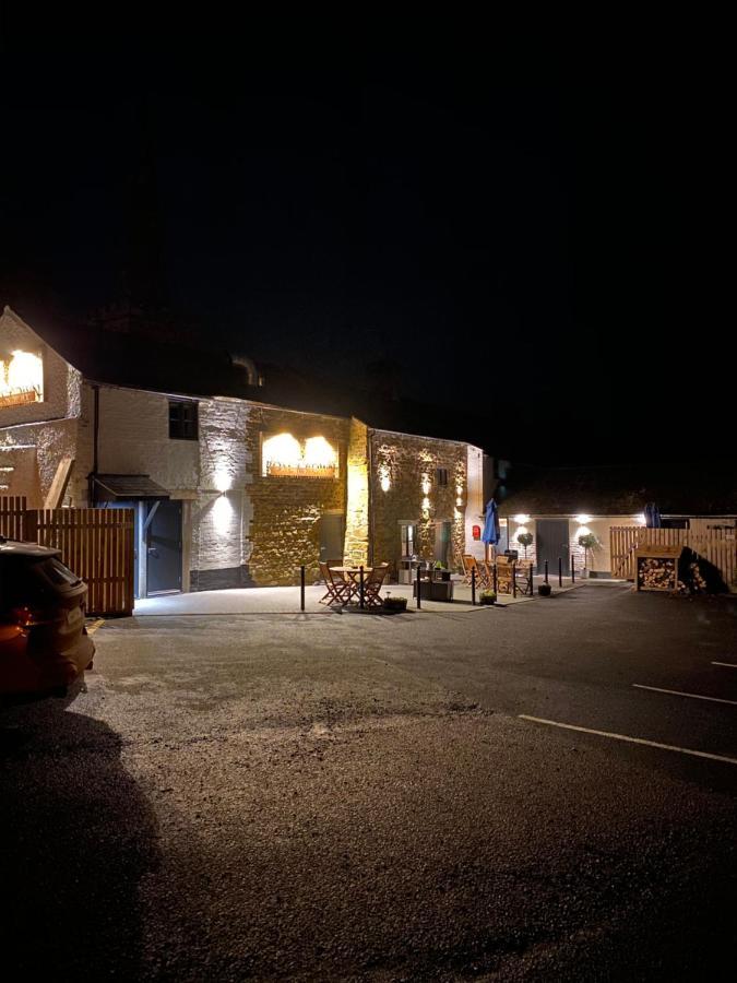 The Rose And Crown Hotel Leicester Exterior foto